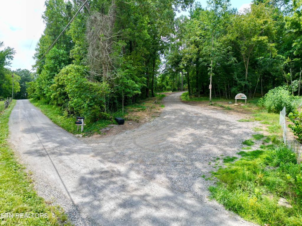 Photo of 7 Rodgers Rd, Corryton, TN 37721 (MLS # 1311669)