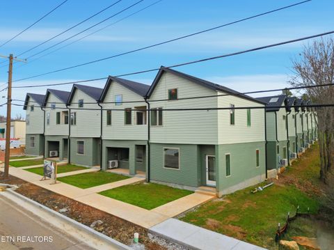 Photo of 2608 Sevier Ave #103, Knoxville, TN 37920 (MLS # 1329166)