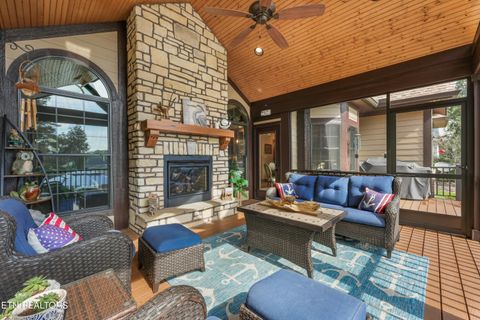 Tiny photo for 155 E Shore Drive, Rockwood, TN 37854 (MLS # 1342678)