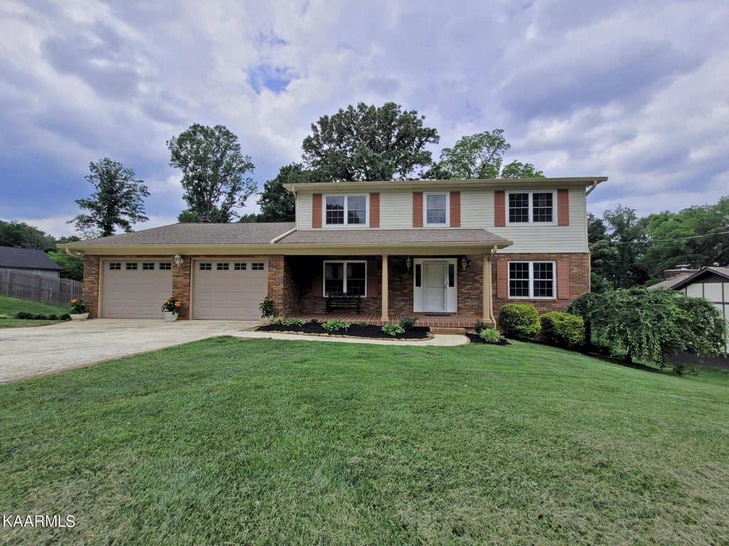 Photo of 5501 Lance Drive, Knoxville, TN 37909 (MLS # 1227519)