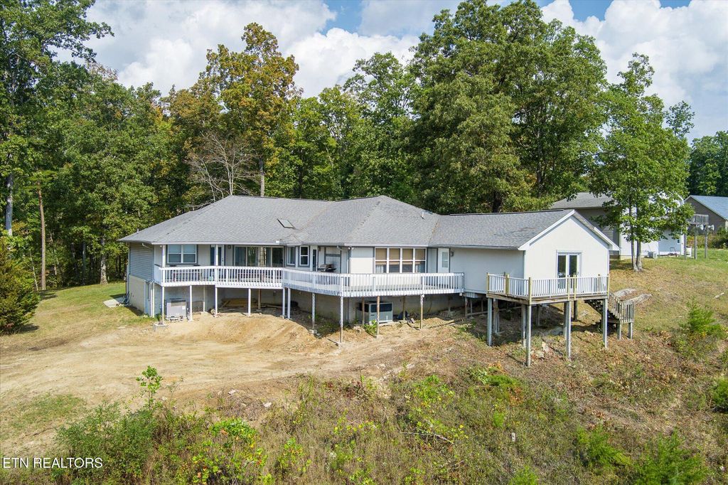 Photo of 82 Browns Gap Rd, Crossville, TN 38555 (MLS # 1324182)