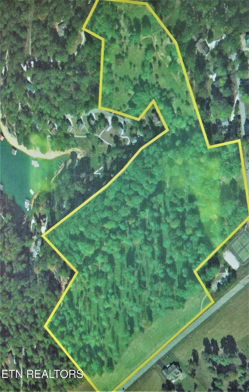 Photo of Deerwood Lane, LaFollette, TN 37766 (MLS # 1304144)
