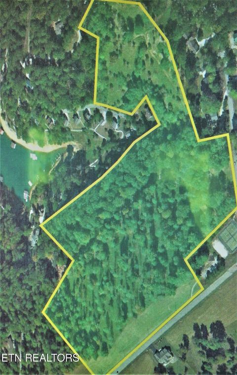 Deerwood Lane LaFollette TN 37766