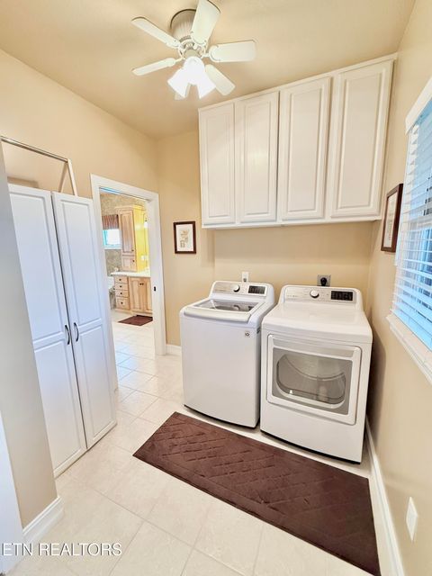 Tiny photo for 127 Golf View Blvd, Dandridge, TN 37725 (MLS # 1340477)