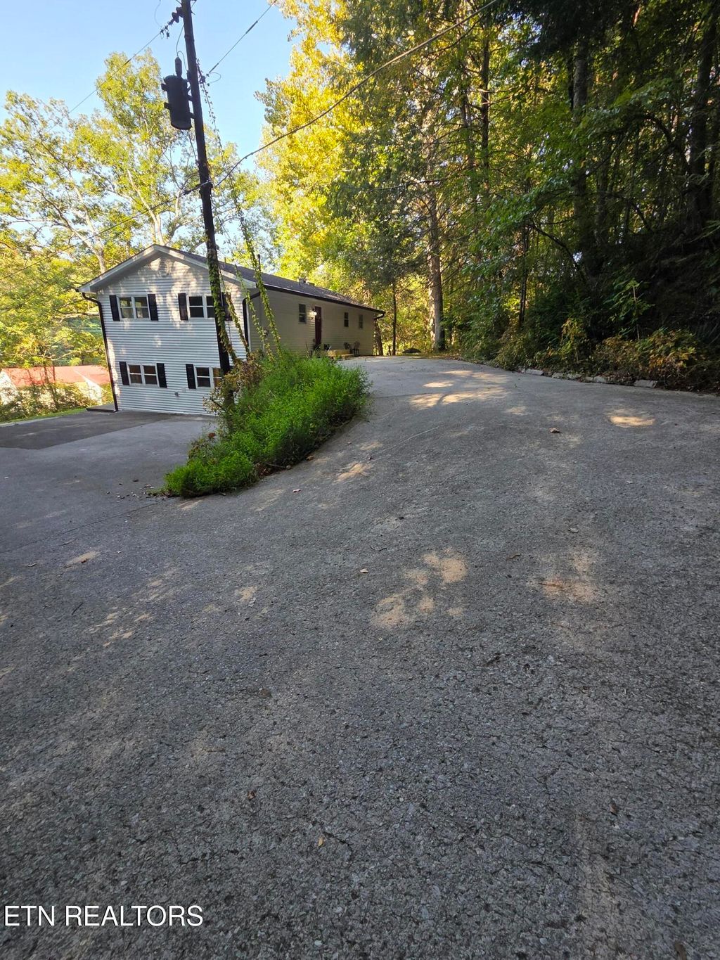 Photo of 790 Sulphur Springs Rd, Clinton, TN 37716 (MLS # 1310759)