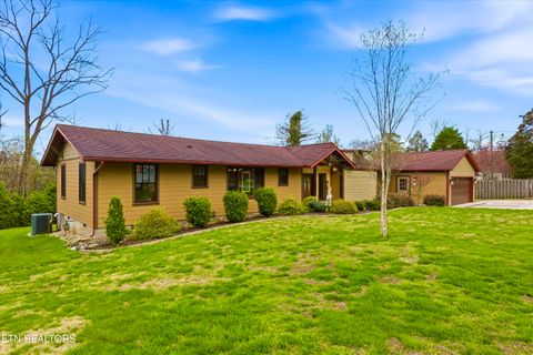 Photo of 10 Hilltop Place, Norris, TN 37828 (MLS # 1334615)