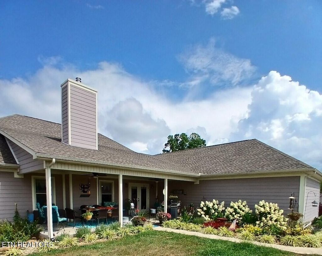 Photo of 850 Majestic Mountains Blvd, Walland, TN 37886 (MLS # 1283351)