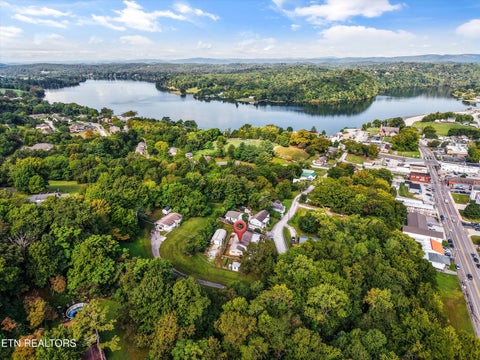 Tiny photo for 425 E Church St, Kingston, TN 37763 (MLS # 1355838)