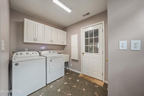 Tiny photo for 425 E Church St, Kingston, TN 37763 (MLS # 1355838)