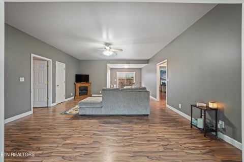 Tiny photo for 425 E Church St, Kingston, TN 37763 (MLS # 1355838)
