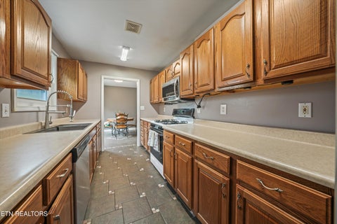 Tiny photo for 425 E Church St, Kingston, TN 37763 (MLS # 1355838)