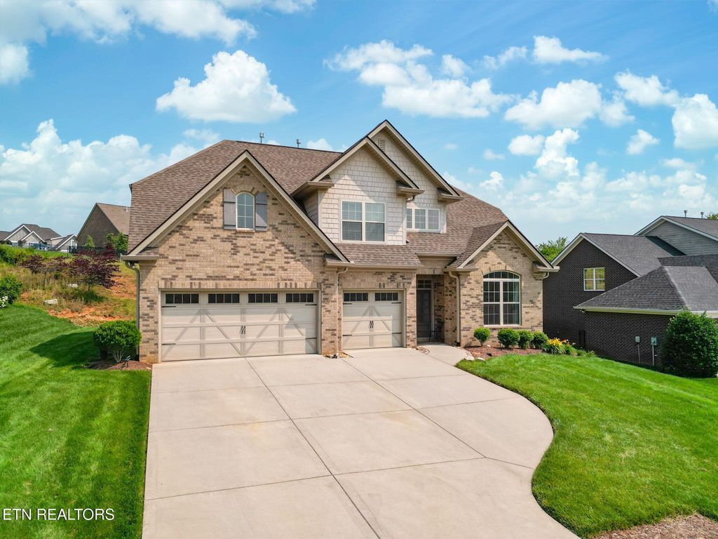 Photo of 622 Witherspoon Lane, Farragut, TN 37934 (MLS # 1305238)