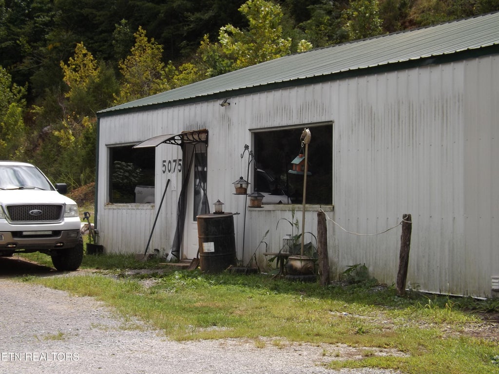 Photo of 5075 E Highway 25E, Tazewell, TN 37879 (MLS # 1350529)