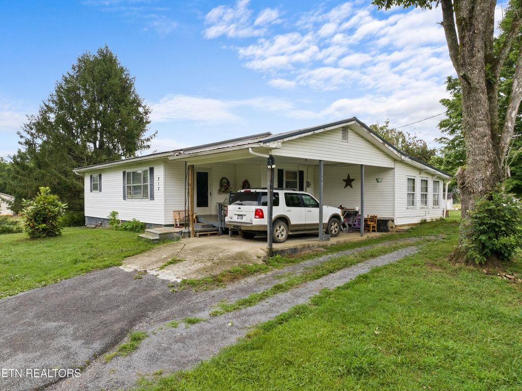 Photo of 212 Trout Rd, Bean Station, TN 37708 (MLS # 1271440)