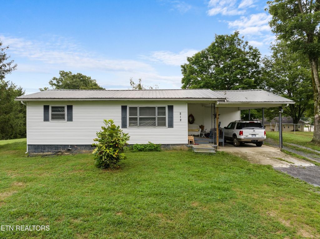 Photo of 212 Trout Rd, Bean Station, TN 37708 (MLS # 1271440)