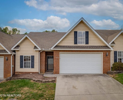 7032 PEMMBROOKE SHIRE LN, KNOXVILLE, TN 37909 - Image 545b3022ebf5b075ff887ec33c1e87fb/235667984