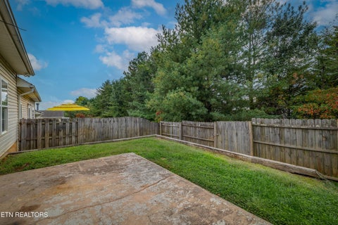 Tiny photo for 7032 Pemmbrooke Shire Lane, Knoxville, TN 37909 (MLS # 1359375)