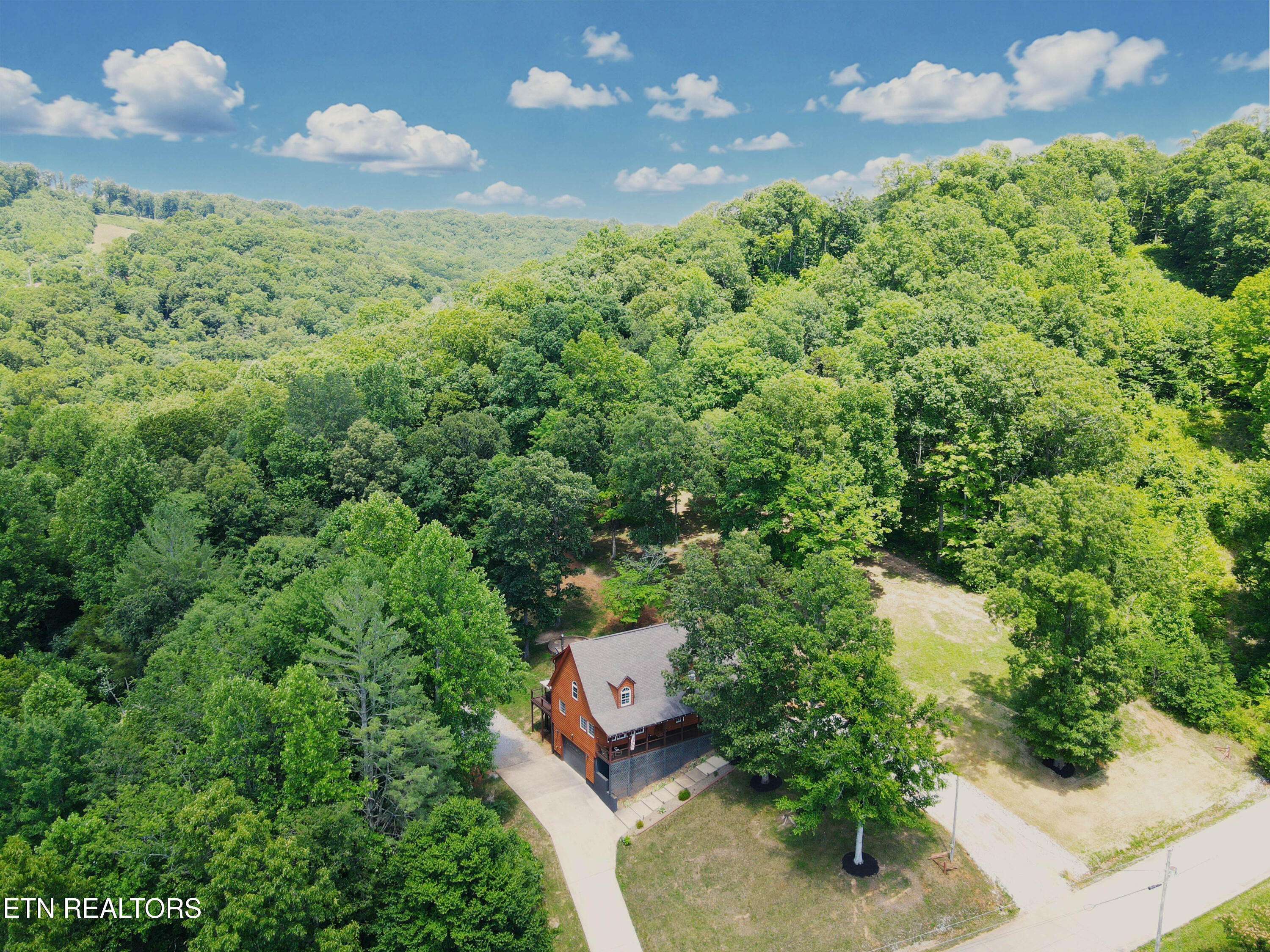 103 Pinnacle Pointe Way