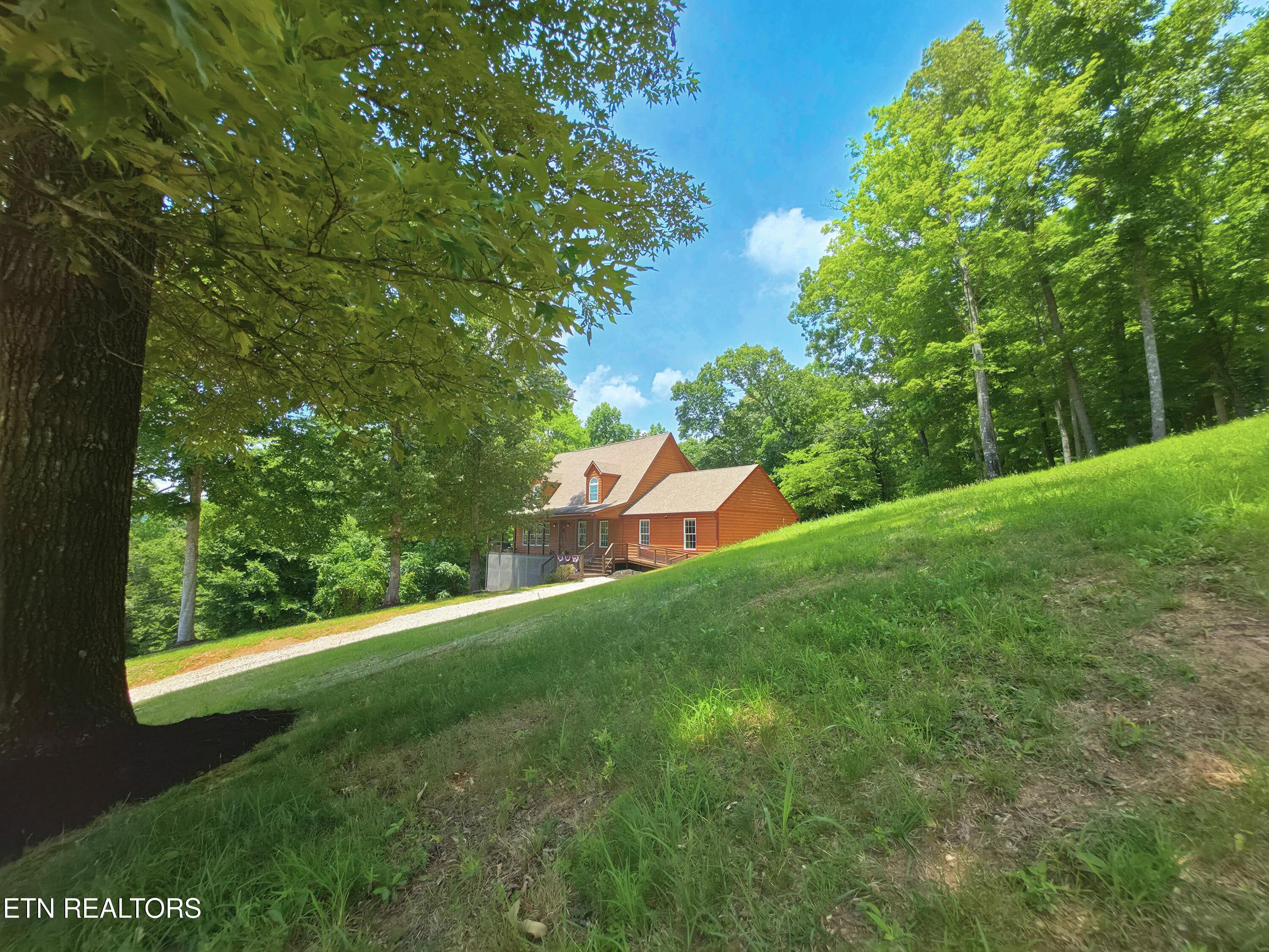 103 Pinnacle Pointe Way