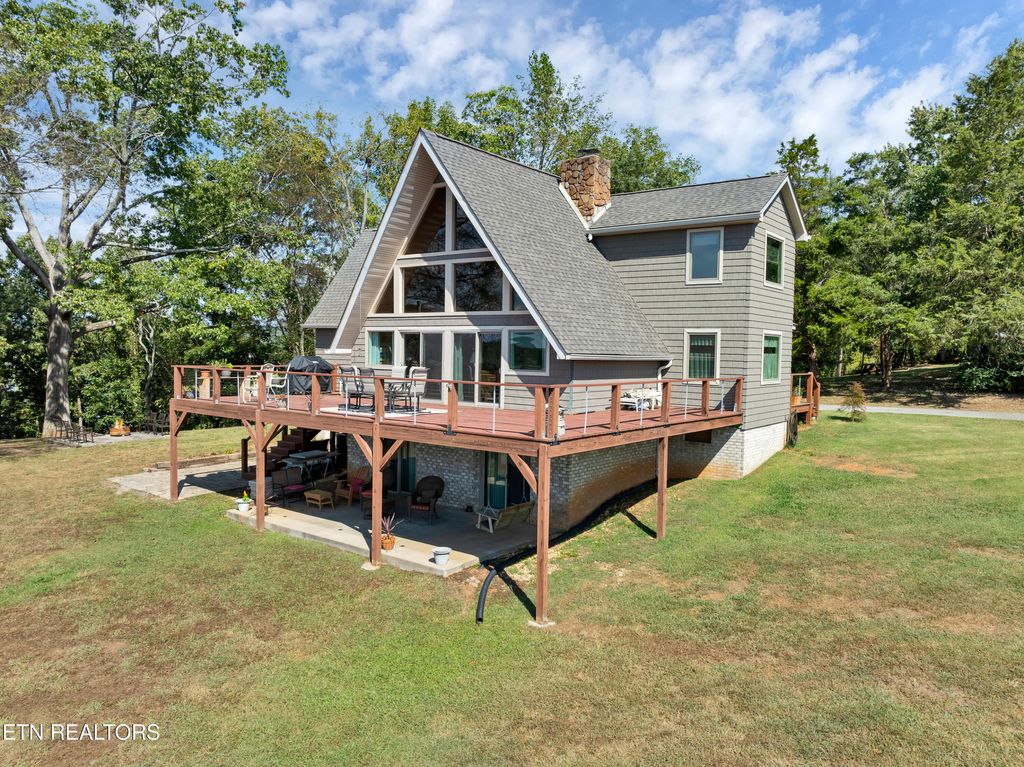 Photo of 721 Lake Vista Drive, Friendsville, TN 37737 (MLS # 1290793)