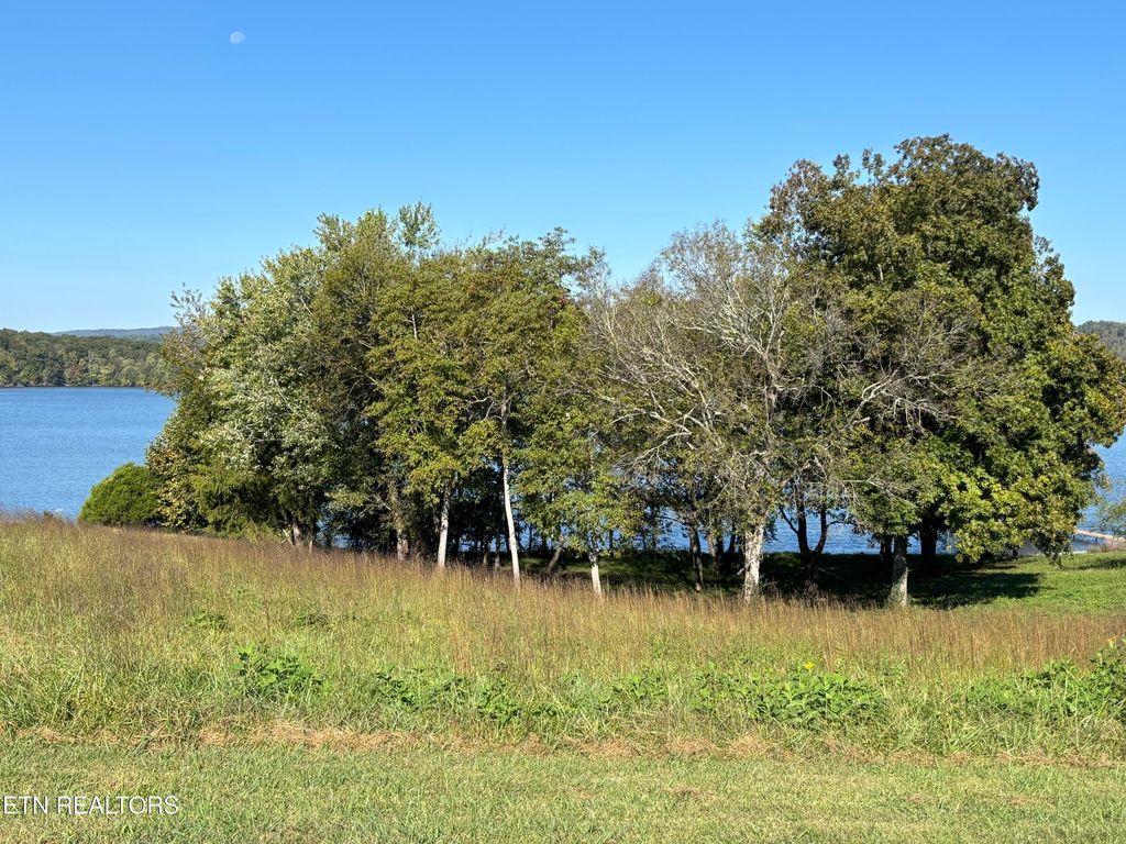 Photo of Pointe Vista Drive, Rockwood, TN 37854 (MLS # 1318229)