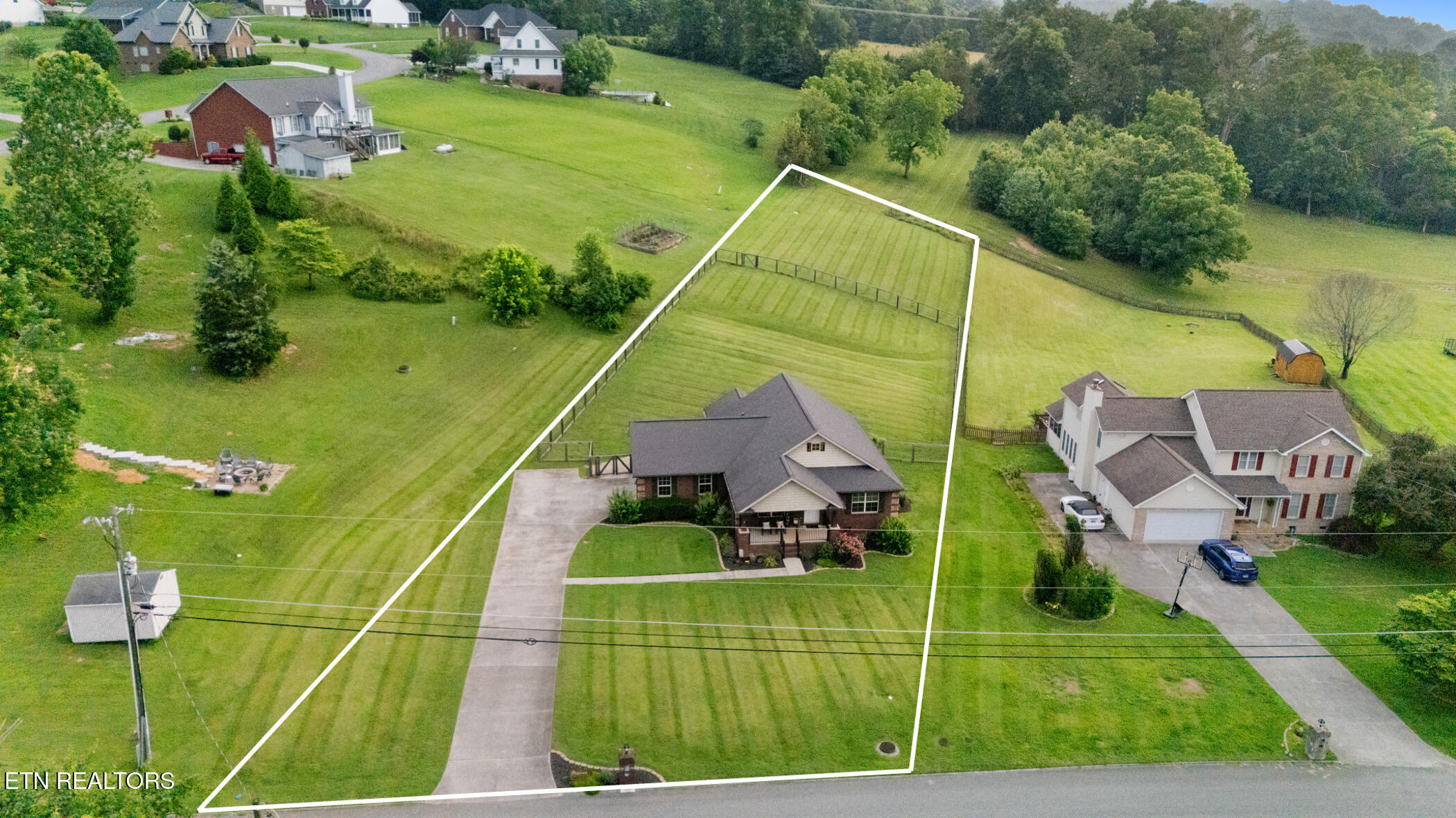 8012 Campbells Point Rd