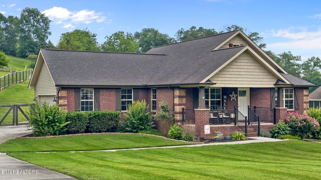 Photo of 8012 Campbells Point Rd, Corryton, TN 37721 (MLS # 1304013)