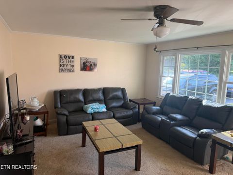 Tiny photo for 113 Sherwood Ave, Calhoun, TN 37309 (MLS # 1337653)