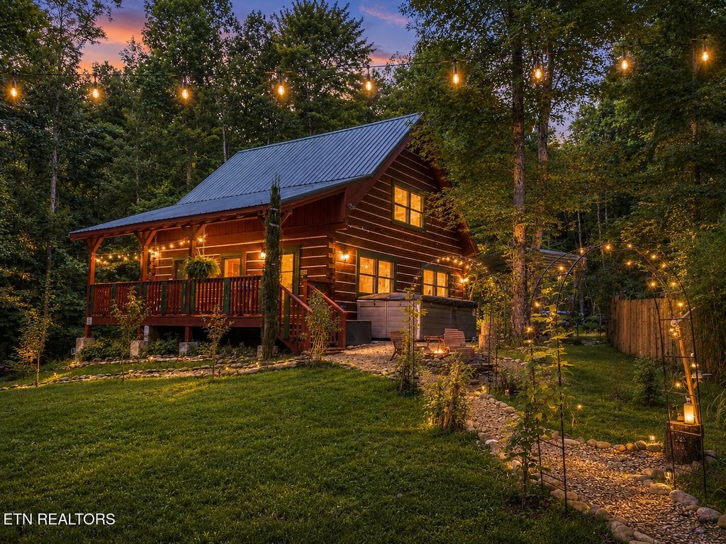 Photo of 5150 Raven Branch Rd, Del Rio, TN 37727 (MLS # 1323450)