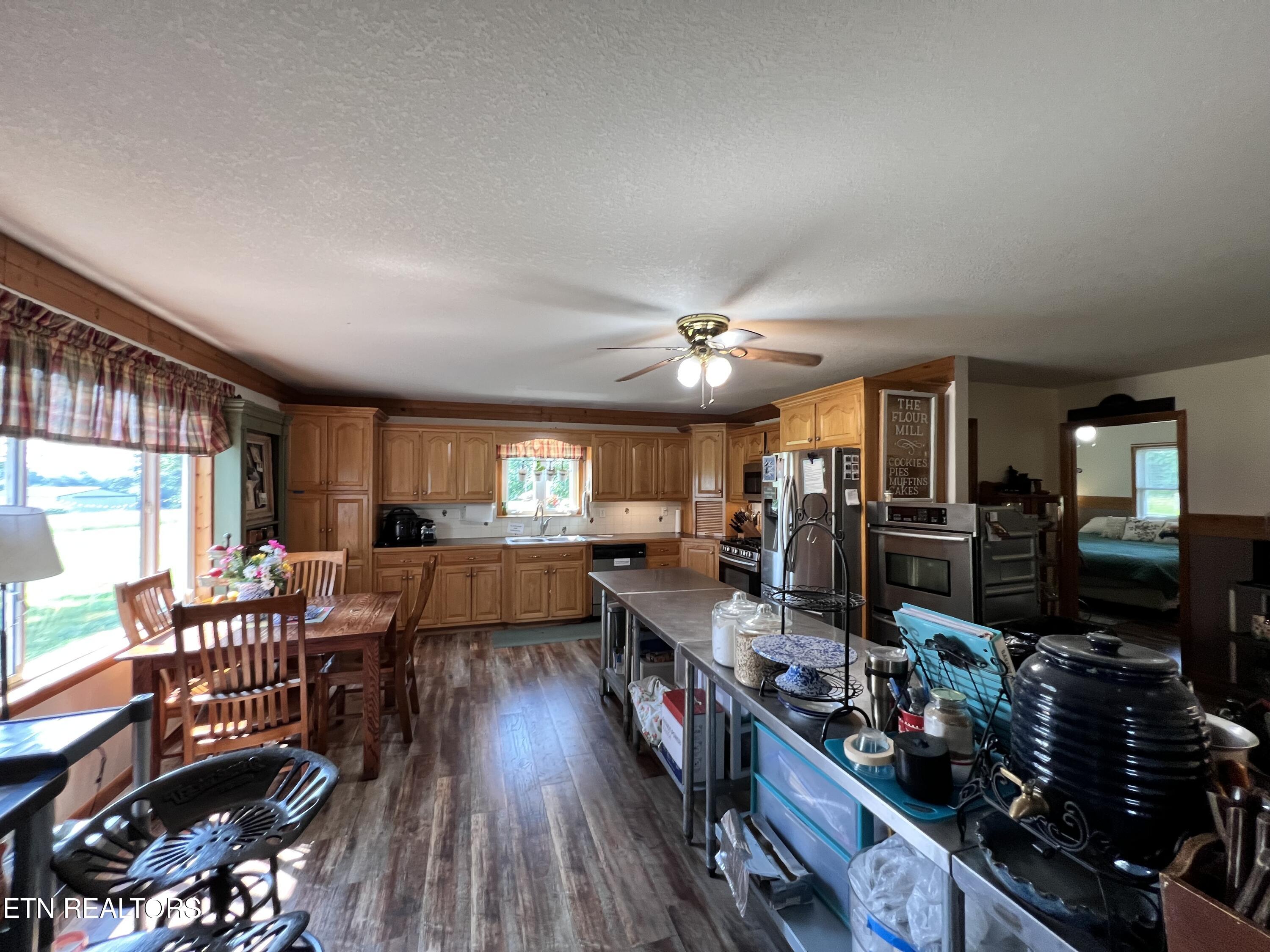 4250 Standing Rock Rd