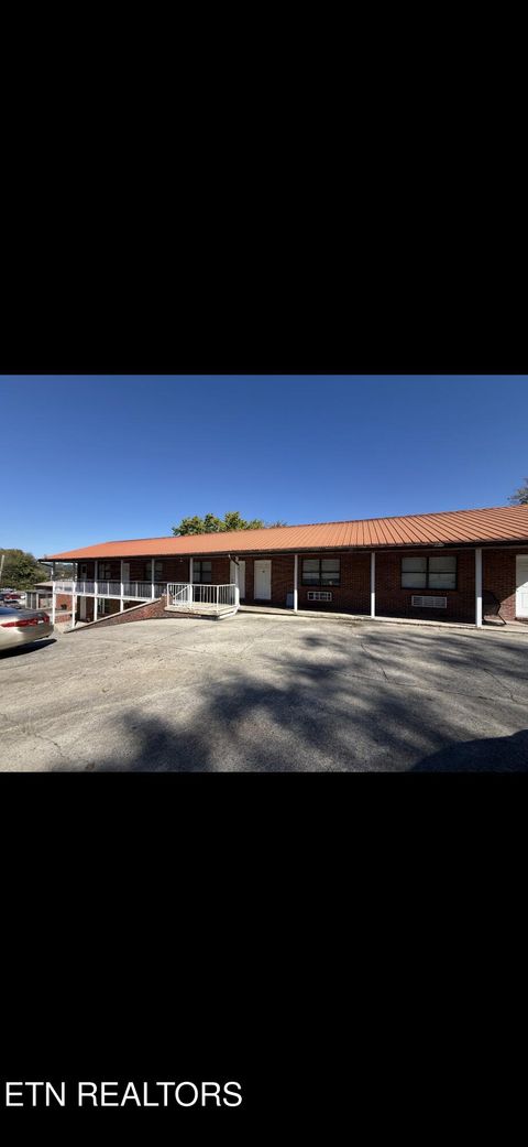 Photo of 128 S 3rd St #23, Kingston, TN 37763 (MLS # 1318839)