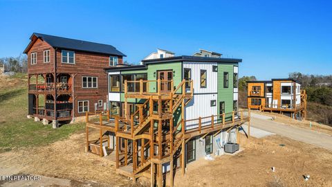 Tiny photo for 737 Bullwinkle Way, Sevierville, TN 37862 (MLS # 1324781)