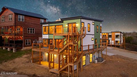 Tiny photo for 737 Bullwinkle Way, Sevierville, TN 37862 (MLS # 1324781)