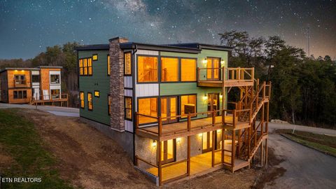 Tiny photo for 737 Bullwinkle Way, Sevierville, TN 37862 (MLS # 1324781)