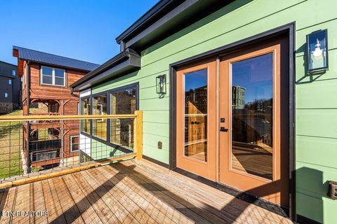 Tiny photo for 737 Bullwinkle Way, Sevierville, TN 37862 (MLS # 1324781)