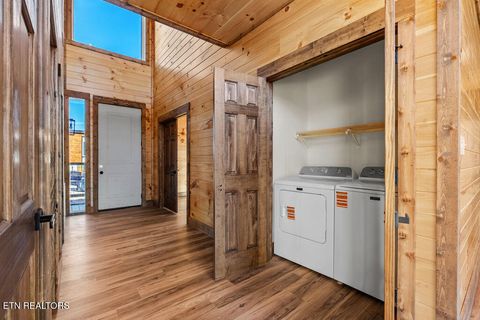 Tiny photo for 737 Bullwinkle Way, Sevierville, TN 37862 (MLS # 1324781)