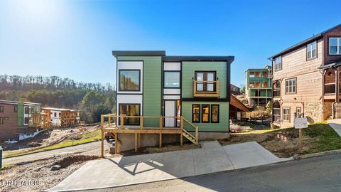 Tiny photo for 737 Bullwinkle Way, Sevierville, TN 37862 (MLS # 1324781)