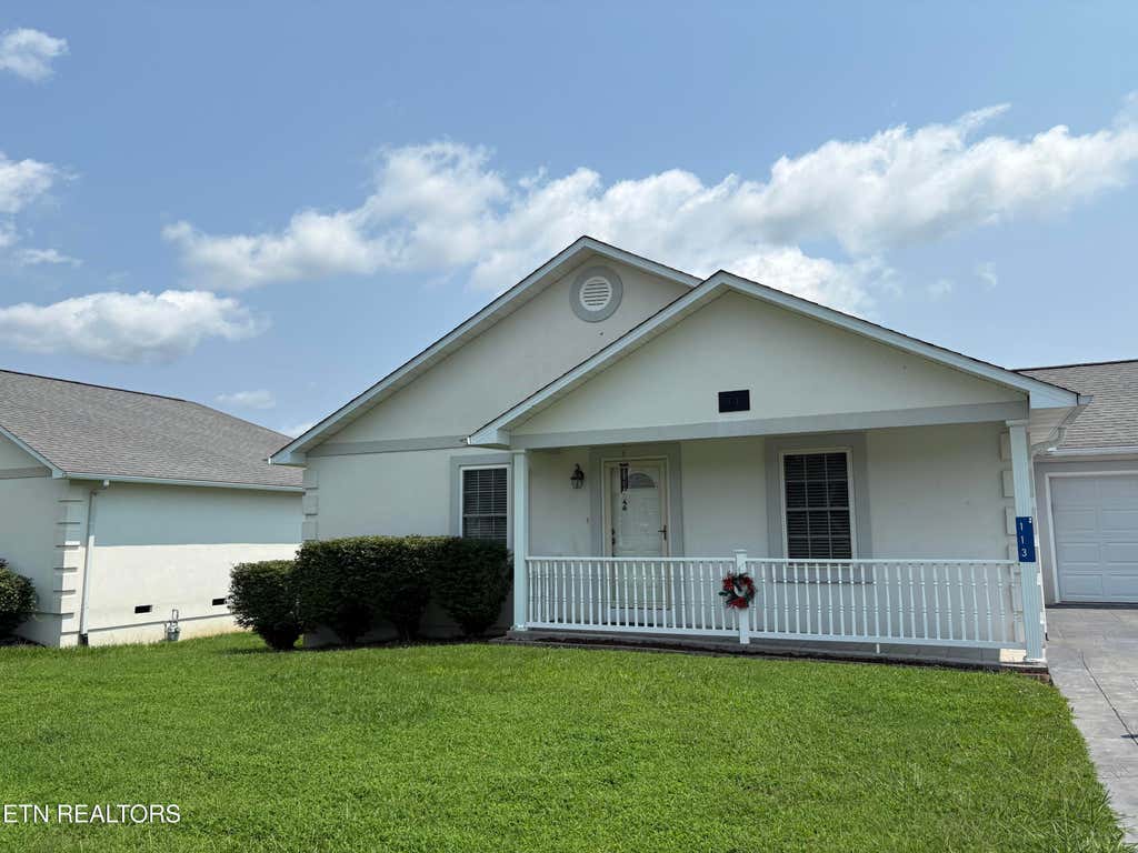 Photo of 113 Greystone Way, Kingston, TN 37763 (MLS # 1350508)