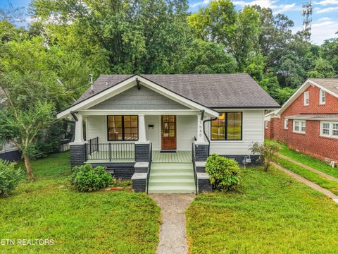 Photo of 1640 Edgewood Ave, Knoxville, TN 37917 (MLS # 1352529)