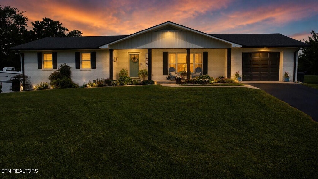 Photo of 1679 Brookview Drive, Dandridge, TN 37725 (MLS # 1351324)