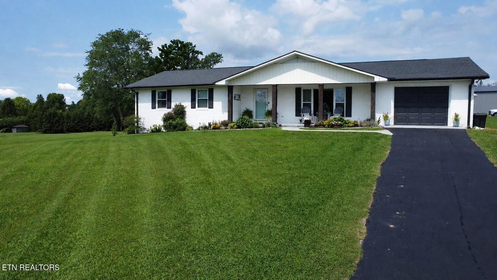 Photo of 1679 Brookview Drive, Dandridge, TN 37725 (MLS # 1351324)