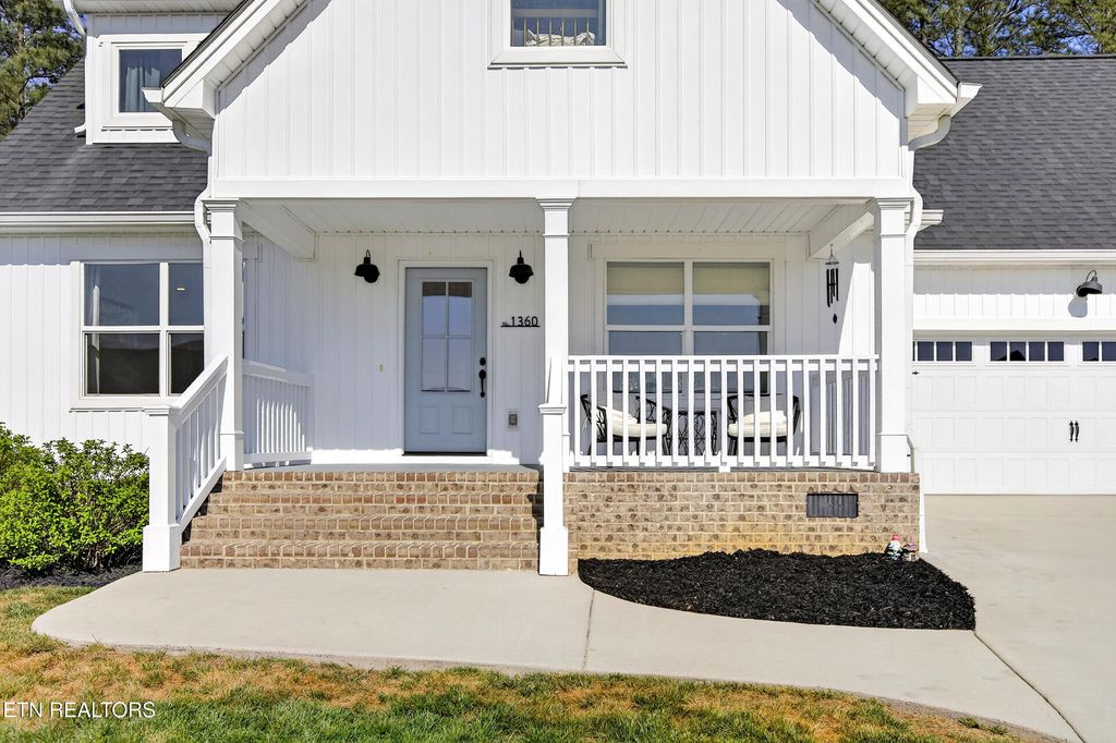 Photo of 1360 NW Stone Creek Tr, Cleveland, TN 37312 (MLS # 1337831)