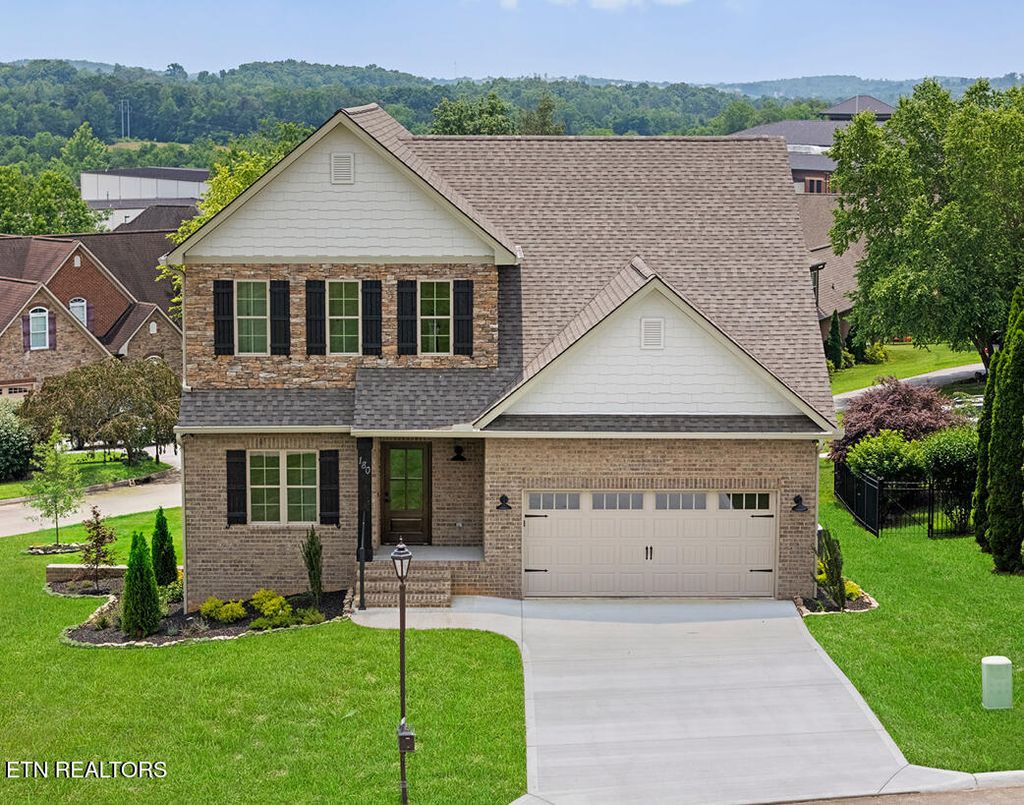 Photo of 180 Hatteras Circle, Lenoir City, TN 37772 (MLS # 1326194)