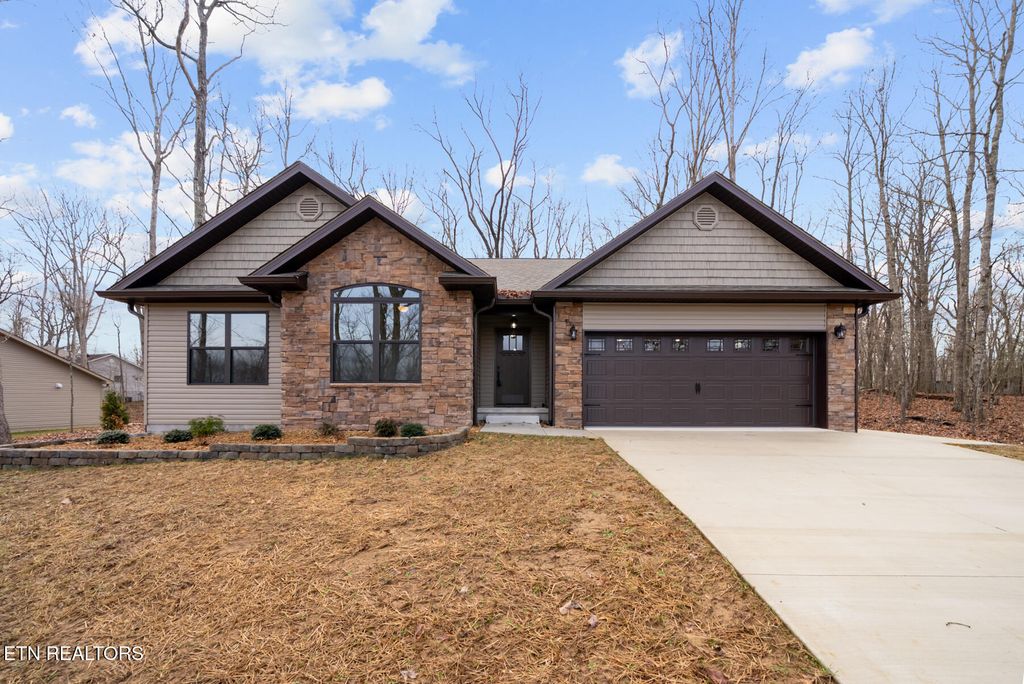 Photo of 233 Albemarle Circle, Fairfield Glade, TN 38558 (MLS # 1304609)