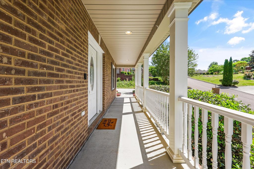 Photo of 3345 Whispering Oaks Drive, Knoxville, TN 37938 (MLS # 1339742)