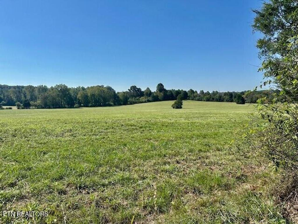 Photo of 1 Indian Warpath Rd, Maryville, TN 37803 (MLS # 1324045)