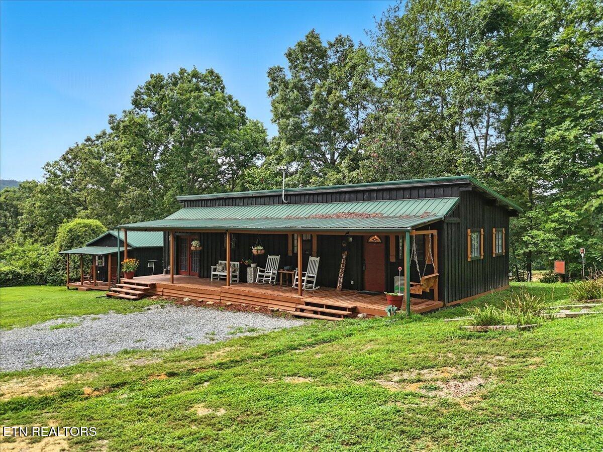 106 Barker Rd
