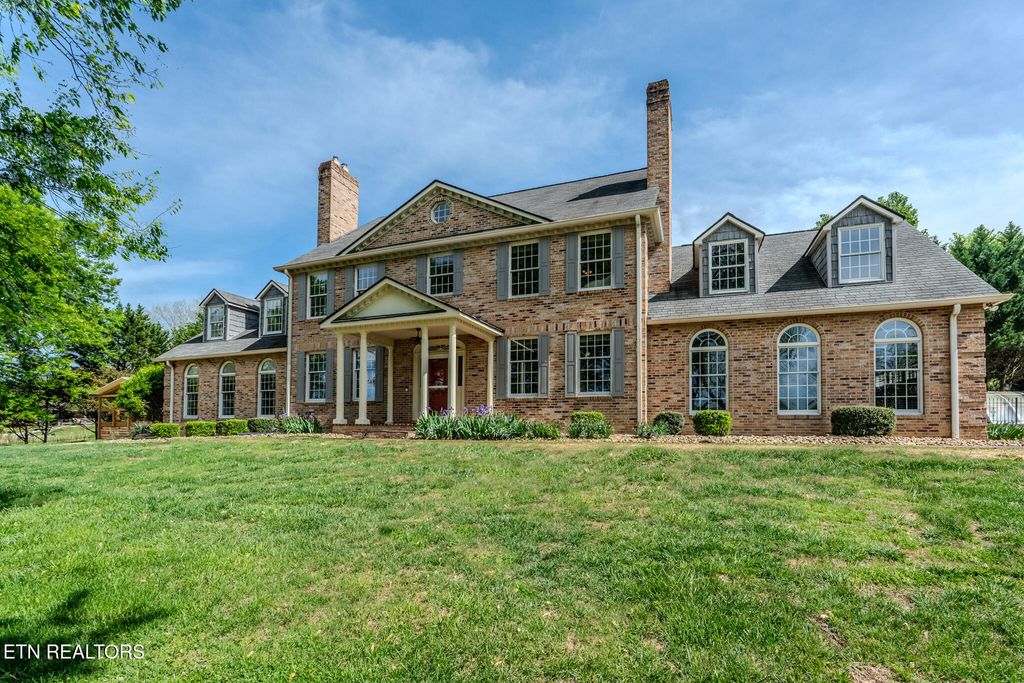 Photo of 700 S Kentucky St, Kingston, TN 37763 (MLS # 1335494)