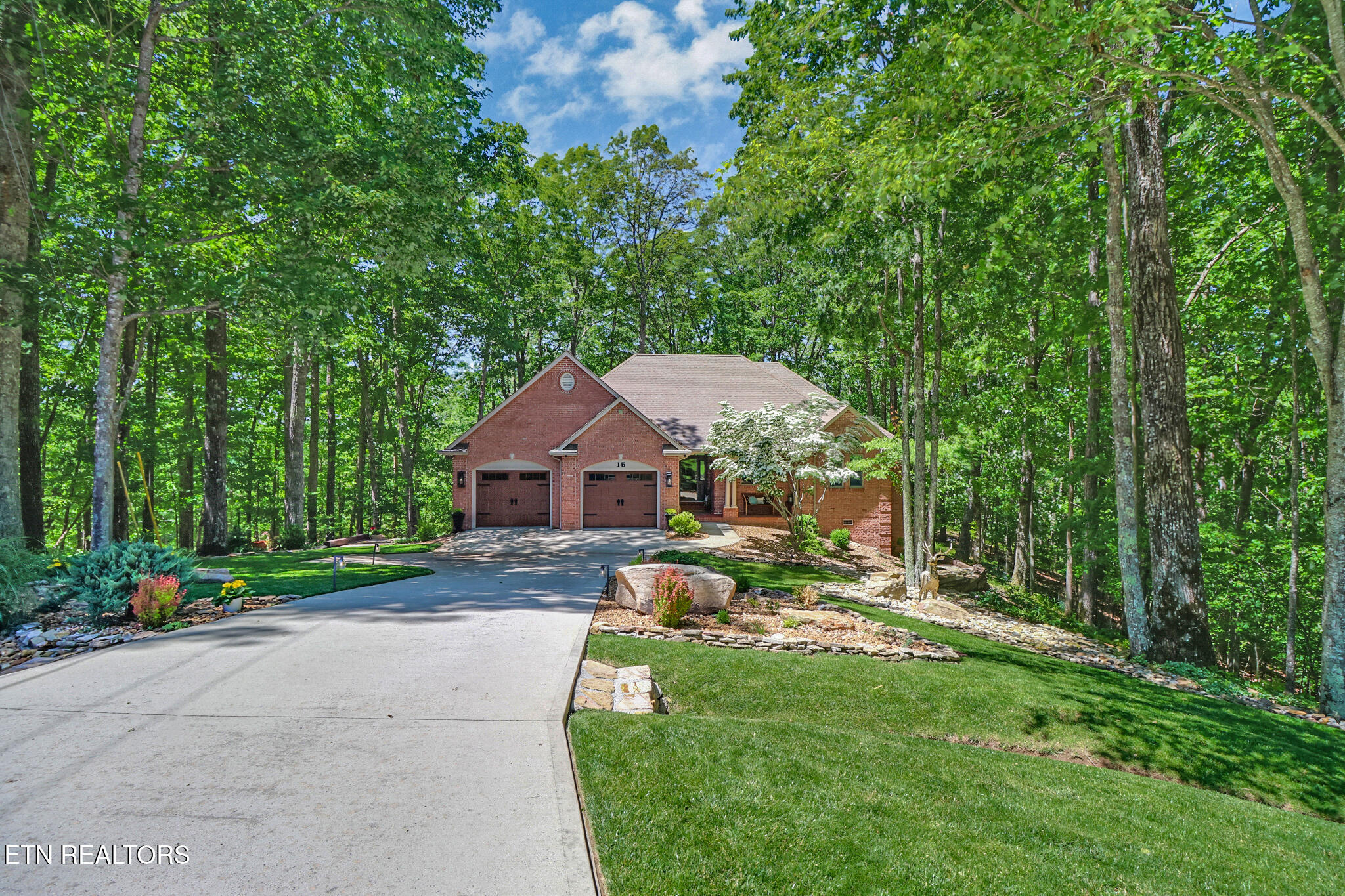 15 Quill Court