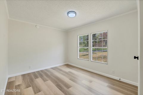 Tiny photo for 1352 Byrd Circle, Kingston, TN 37763 (MLS # 1335986)